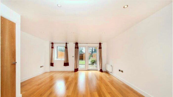 3 Bedroom Terraced House To Rent In Fairthorn Road, Charlton, London, SE7