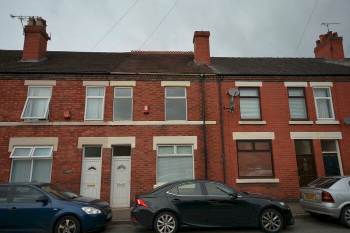 3 Bedroom Terraced House To Rent In Wood Street, CW2