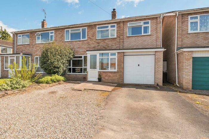 5 Bedroom Semi-Detached House For Sale In Chapel Orchard, Weobley, HR4