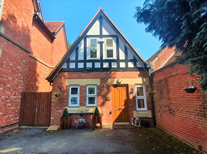2 Bedroom Cottage To Rent In Davenport Road, Earlsdon, CV5