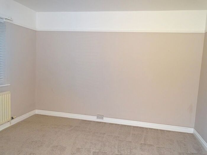 4 Bedroom Terraced House To Rent In Bron Y Felin, Llangefni, Ynys Mon, LL77
