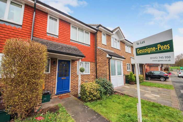 2 Bedroom House To Rent In Netley Close, Cheam, Surrey, SM3