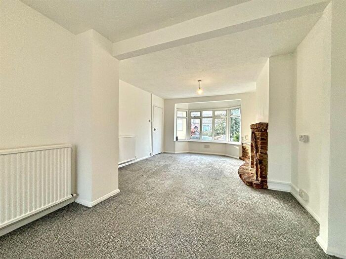 3 Bedroom Semi Detached House To Rent In Sipson Road, Sipson, West Drayton, UB7