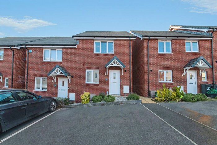 2 Bedroom Semi Detached House For Sale In Chapel Way, Axminster, EX13