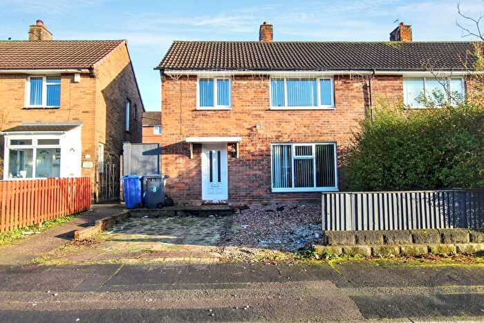3 Bedroom Semi Detached House For Sale In Essex Drive Kidsgrove, Stoke-On-Trent, ST7
