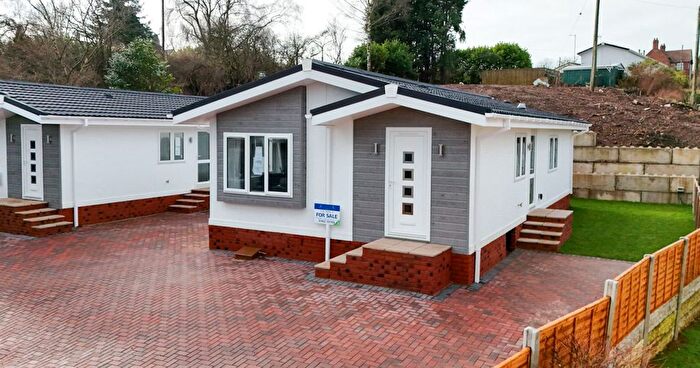 2 Bedroom Park Home For Sale In Sandfield Farm Home Park, Lichfield Road, Brownhills, Walsall, WS8