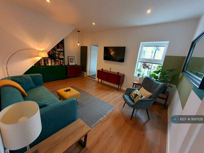 1 Bedroom Flat To Rent In Holland Road, London, SE25