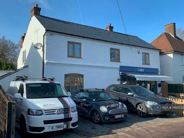 1 Bedroom Flat To Rent In Church Road, Berkhamsted, HP4