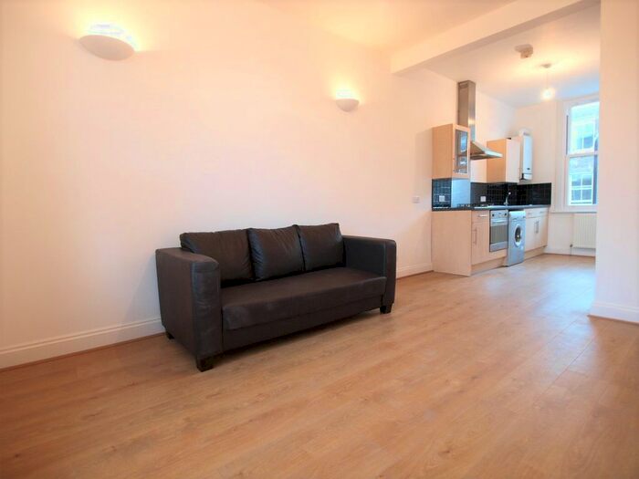 2 Bedroom Flat To Rent In Allen Road, Newington Green, N16