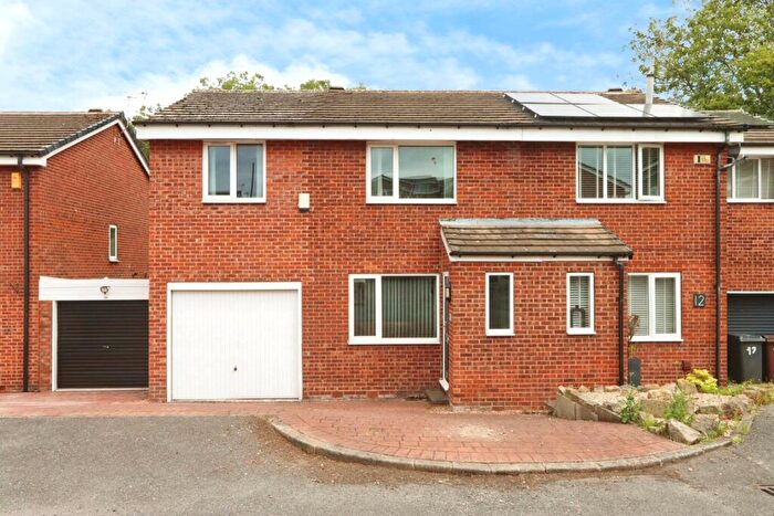 4 Bedroom Semi-Detached House For Sale In Oakworth Close, Halfway, Sheffield, S20