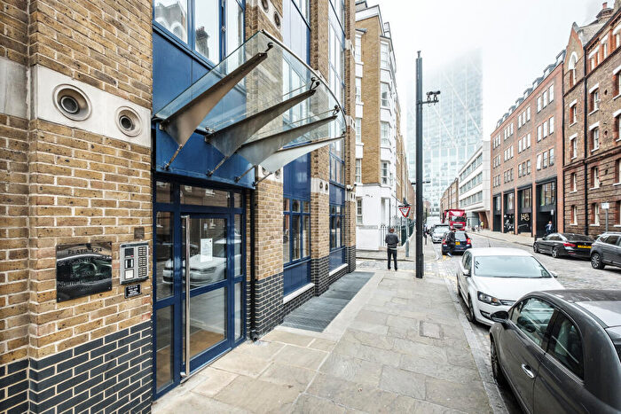 2 Bedroom Flat For Sale In Folgate Street, London, E1