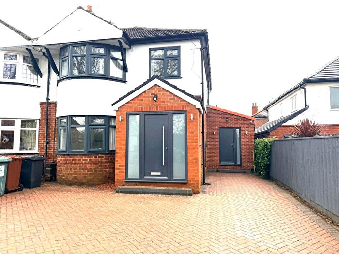3 Bedroom Semi Detached House To Rent In The View, Alwoodley, Leeds, West Yorkshire, LS17