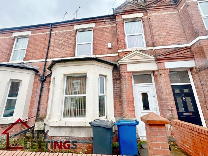 5 Bedroom Semi-Detached House To Rent In Rushworth Avenue, West Bridgford, NG2