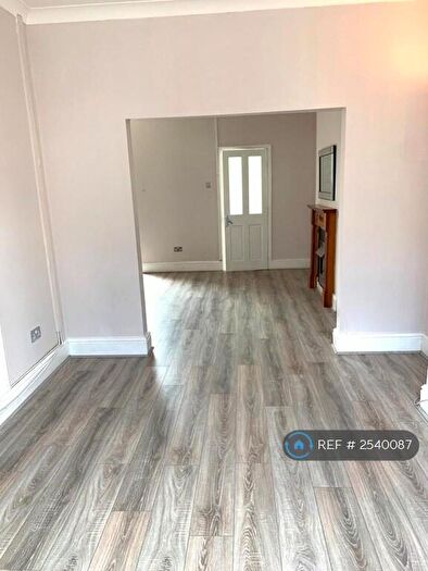 3 Bedroom Terraced House To Rent In St. Stephens Road, Newport, NP20
