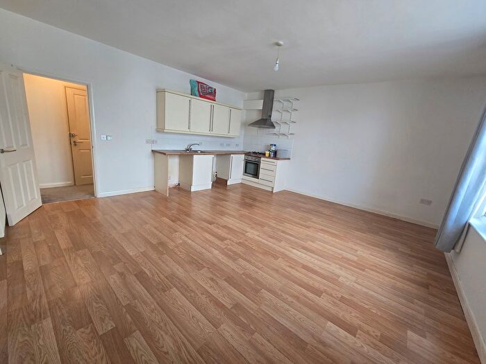 1 Bedroom Flat To Rent In Caves Court, Wortington Street, Dover, CT16