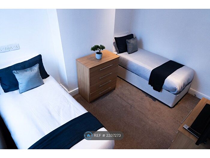4 Bedroom Terraced House To Rent In Owen Road, Wolverhampton, WV3