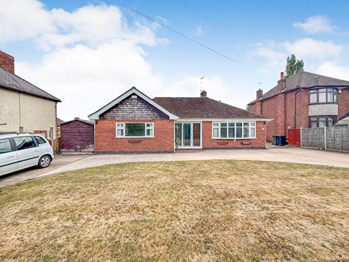 4 Bedroom Bungalow For Sale In Fall Road, Heanor, DE75