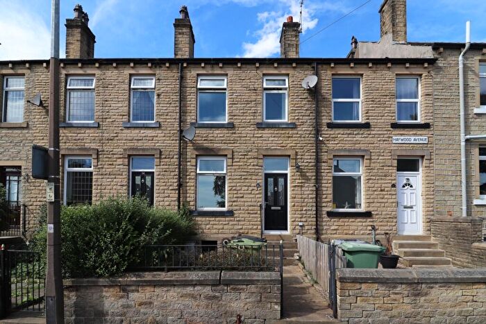 2 Bedroom Terraced House To Rent In Huddersfield, HD3