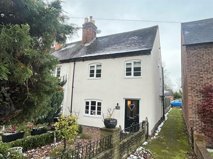 2 Bedroom Cottage For Sale In Main Street, Walton-On-Trent, Swadlincote, DE12
