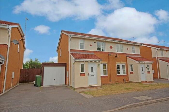 3 Bedroom Semi-Detached House To Rent In Haskell Close, Thorpe Astley, LE3