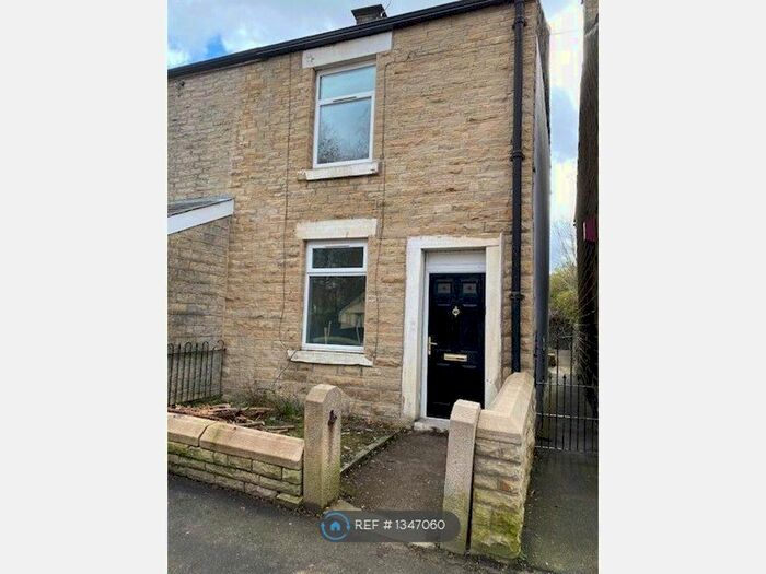 2 Bedroom End Of Terrace House To Rent In Hadfield Road, Hadfield, Glossop, SK13