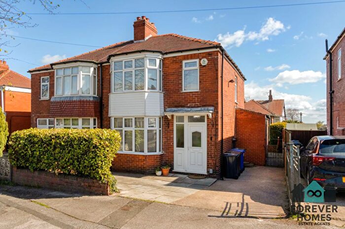 3 Bedroom Semi Detached House For Sale In Limes Way, Barnsley, S75