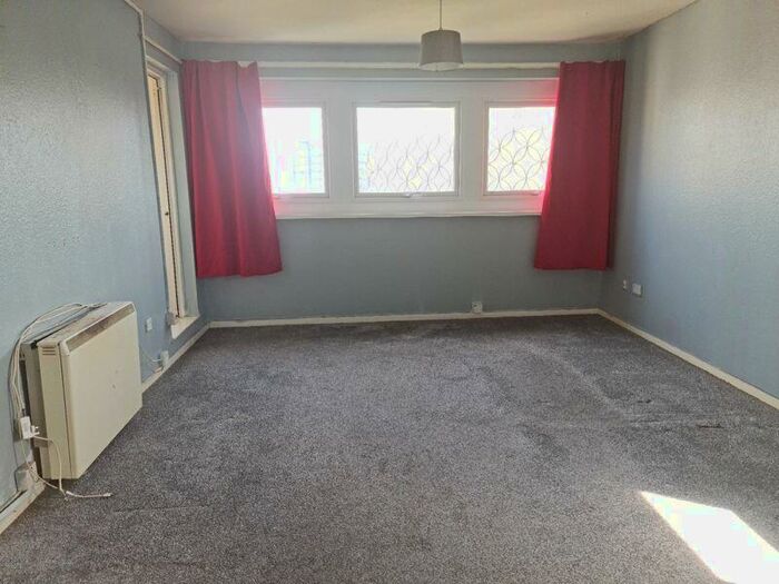 1 Bedroom Flat To Rent In Crescent Tower, Brindley Drive, Birmingham, B1