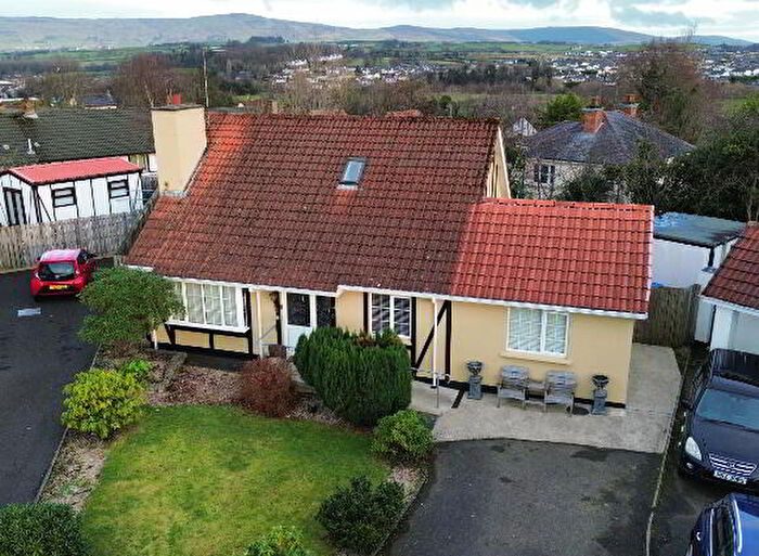 4 Bedroom Detached House For Sale In Templegrove, L’derry, BT48