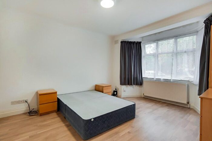 3 Bedroom Terraced House To Rent In Park Drive, London, W3