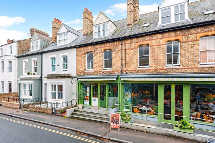 1 Bedroom Apartment To Rent In Walton Street, Oxford, Oxfordshire, OX2