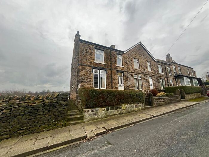 3 Bedroom Property For Sale In Wren Street, Huddersfield, HD1