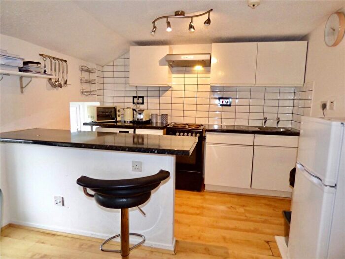 1 Bedroom Flat For Sale In Wellington Street, Preston, Lancashire, PR1