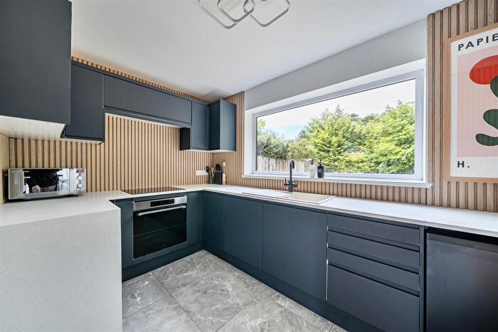 3 Bedroom House For Sale In Winnards Park, Sarisbury Green, SO31