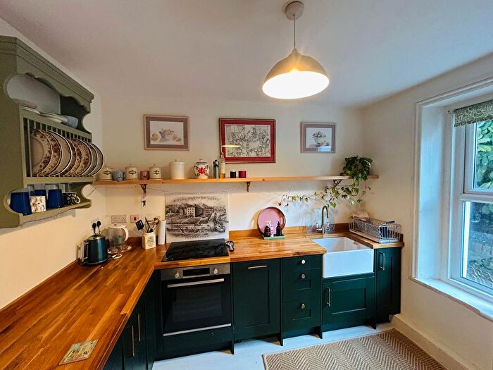 2 Bedroom Flat To Rent In Folkestone, CT20