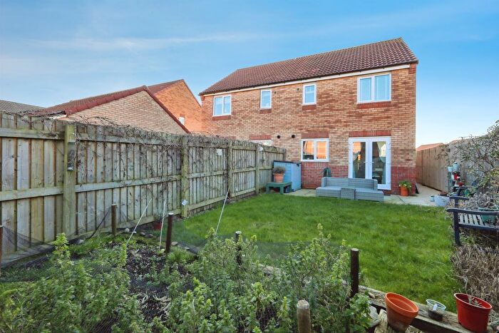 3 Bedroom Semi Detached House For Sale In Poppy Avenue, New Ollerton, Newark, NG22