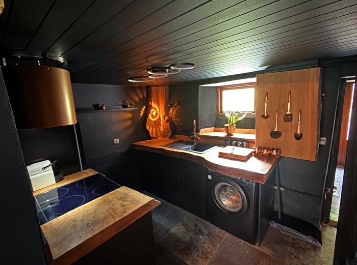 2 Bedroom House For Sale In Ravenstonedale, CA17