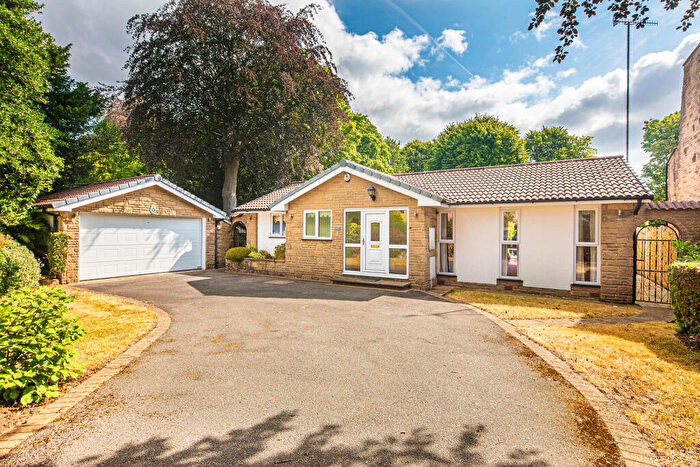 3 Bedroom Bungalow For Sale In Thornsett Gardens, Dore, S17