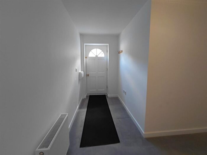 1 Bedroom Flat To Rent In Ditton Street, Ilminster, TA19