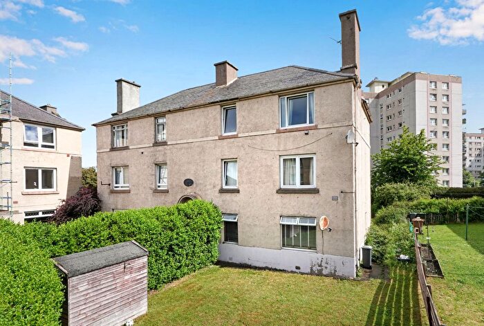 2 Bedroom Flat For Sale In / Hutchison Road, Edinburgh, EH14