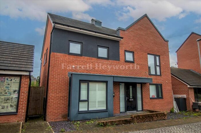 4 Bedroom Property To Rent In Greenfinch Avenue, Cottam, Preston, PR4