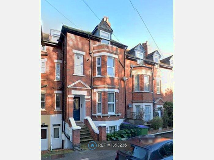 1 Bedroom Flat To Rent In Broadmead Road, Folkestone, CT19