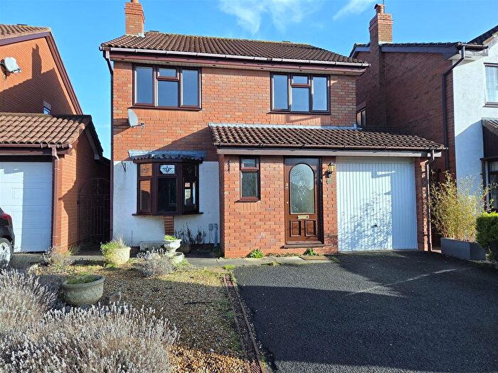 4 Bedroom Detached House For Sale In Great Western Way, Stourport On Severn, DY13