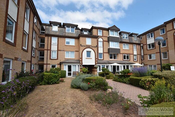 1 Bedroom Apartment For Sale In Newcomb Court, Stamford, PE9