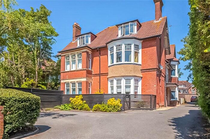 2 Bedroom Flat To Rent In Portchester Road, BH8