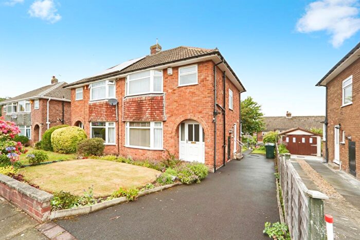 3 Bedroom Semi-Detached House For Sale In Roundhill Avenue, Bingley, BD16