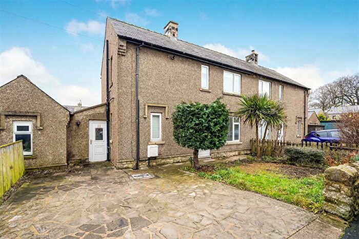 3 Bedroom Semi-Detached House For Sale In Eden Crest, Gainford, Darlington, DL2