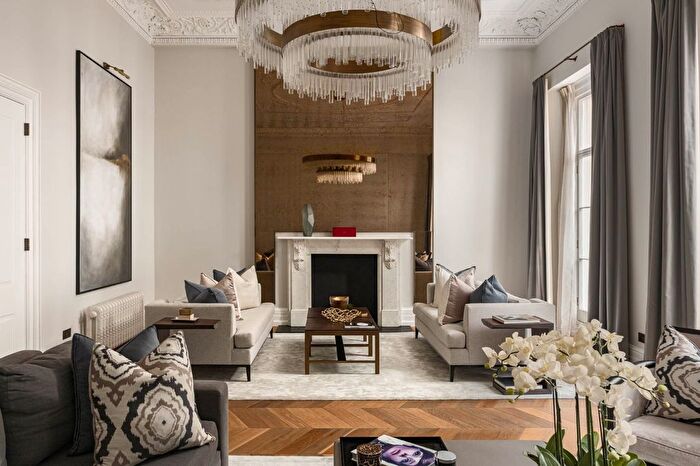 3 Bedroom Flat To Rent In Eaton Place, Knightsbridge, SW1X