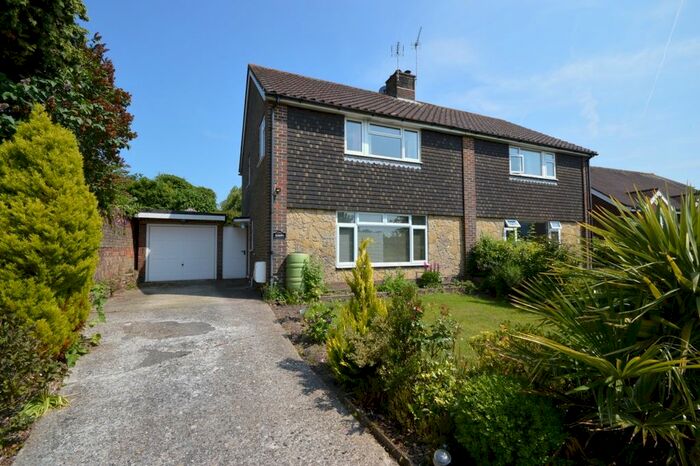 3 Bedroom Semi-Detached House To Rent In Mill Lane, Storrington RH20