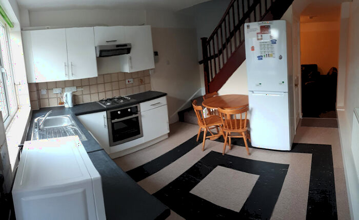 3 Bedroom Property To Rent In £ Pppw, Montpelier Road, Dunkirk, NG7