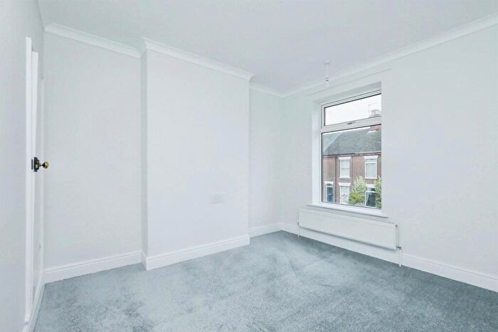 3 Bedroom Terraced House For Sale In Carshalton Road, Norwich, NR1